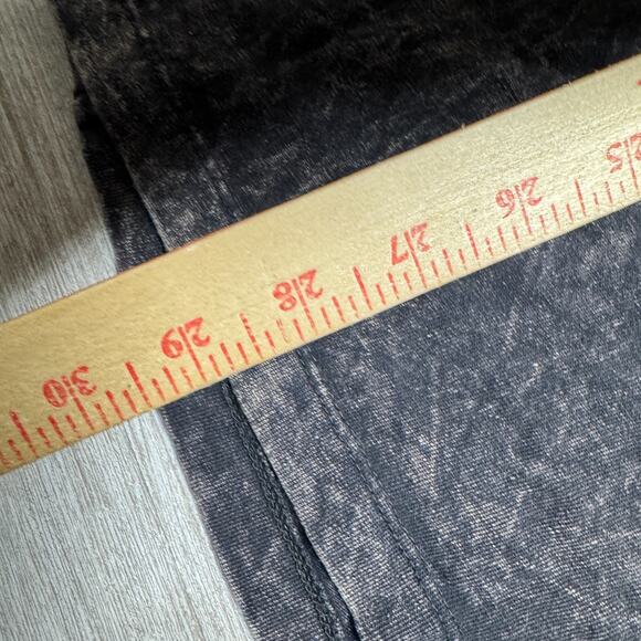 Death Note Misa Amane Graphic Anime Shirt Adult XL Gray Stone Wash Crewneck - Picture 5 of 5